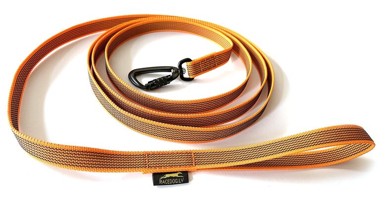 Anti-slip rubber dog leash with aluminum carabiner